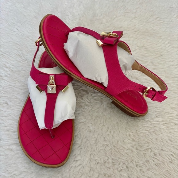 Michael Kors Pink T-Strap Sandals with Gold Hardware size 8.5 M - Picture 7 of 16